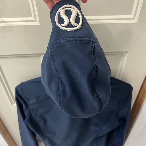 Lululemon hoddie women - Picture 2 of 4